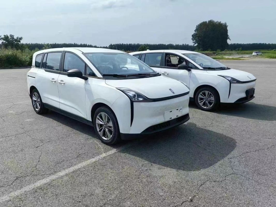 2023 Samochód FAW Pentium Nat Biały Pojazd wielozadaniowy Benzynowe paliwo lub elektryczne